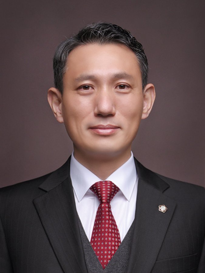변호사 김 연 준